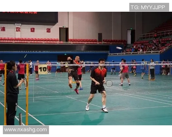 上海羽毛球队以85分稳居精英赛积分榜首位展现强劲实力